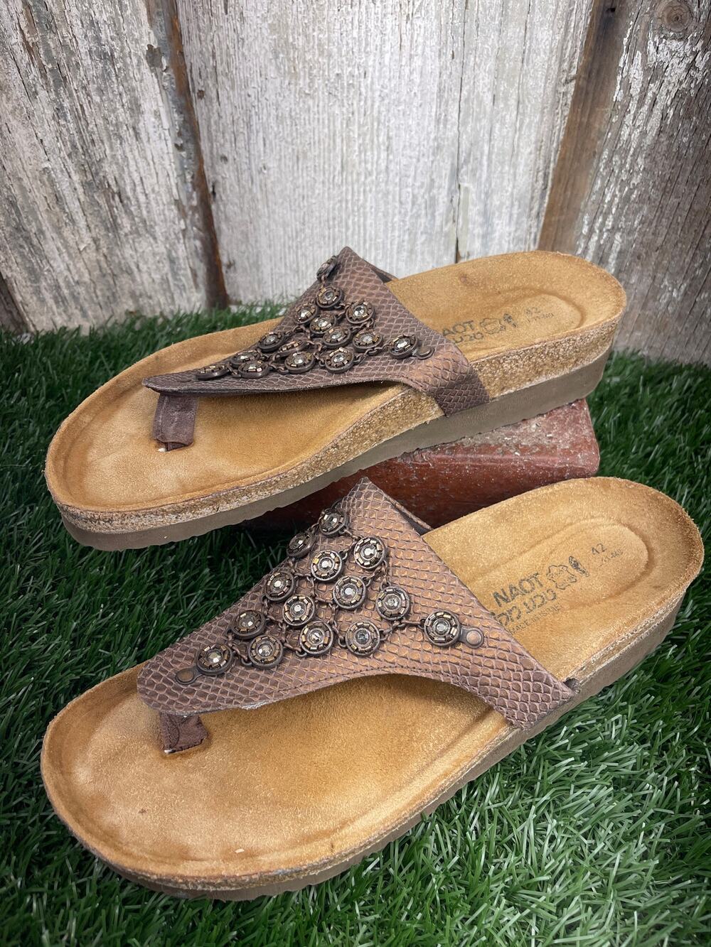 Naot Juneau Platform Bronze Thong Embossed Snakeskin Beads Sandals EU 42 US 11
